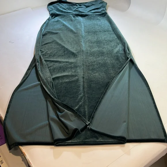 🎉3x HP!🎉 NWT: Taylor, maxi/long Evergreen dress/gown - Picture 15 of 15